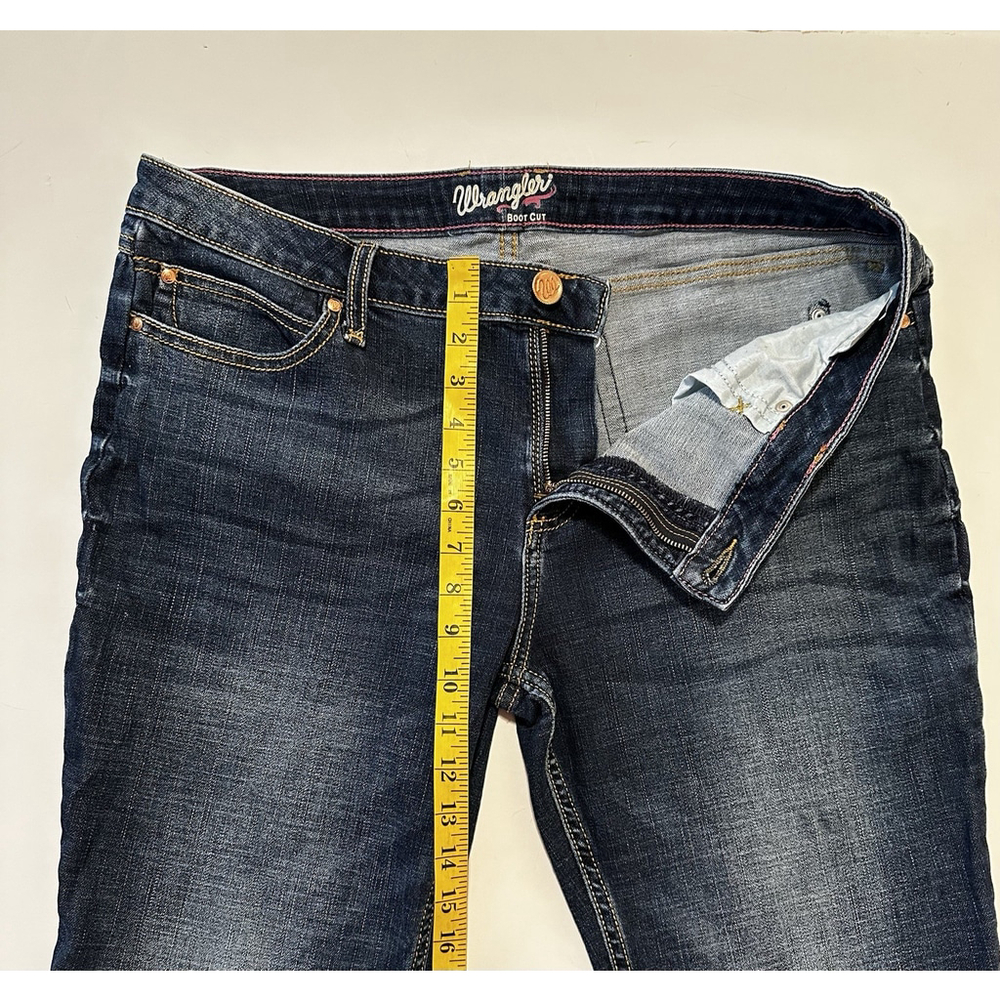 Wrangler Bootcut Jeans Raw Hem Womens 15/16 X 34 Mid-Rise Zip Distressed Denim - Picture 11 of 16